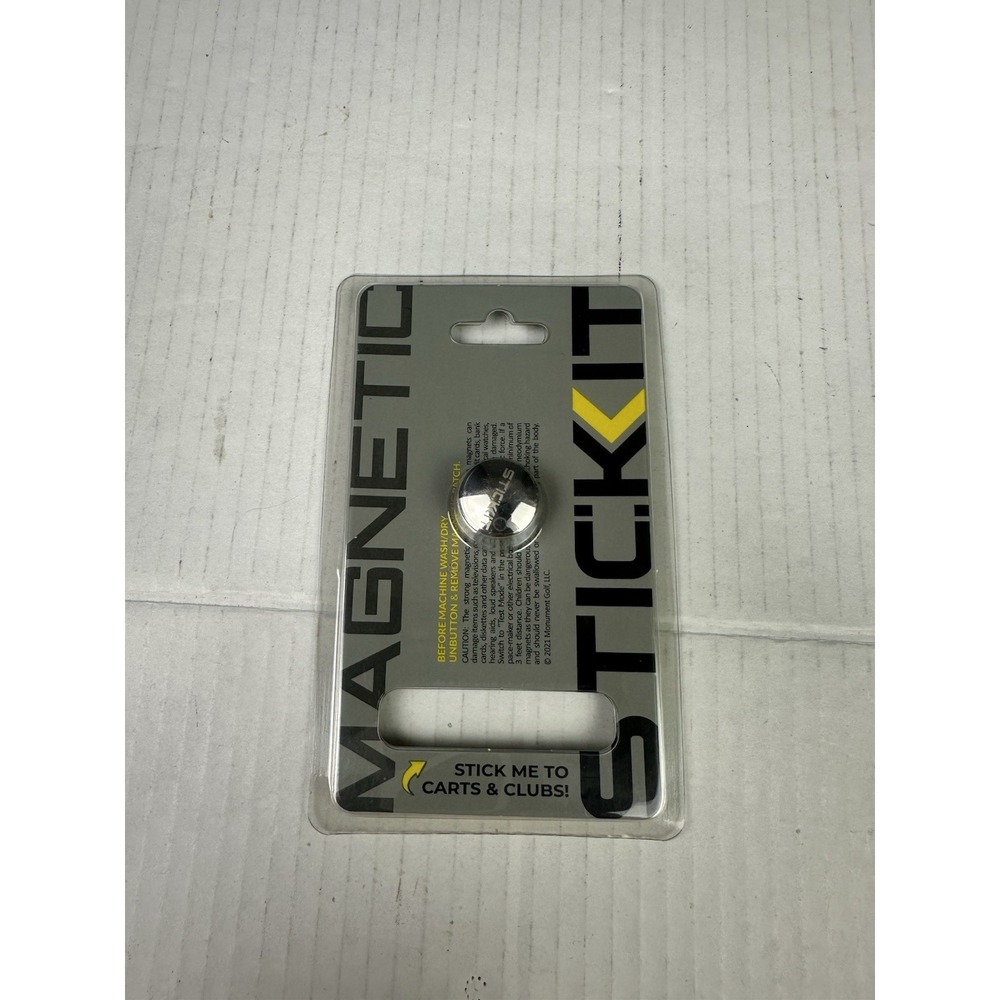 NEW Sealed Package Stick It Golf Towel Magnet / Clip